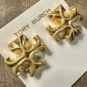 New Tory Burch Roxanne Large Stud Earrings in Gold on TB Jewelry Card
